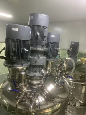PLC 제어 위생적인 액체 혼합기 조동기 500-5000KG 무게의 사용자 정의 차원