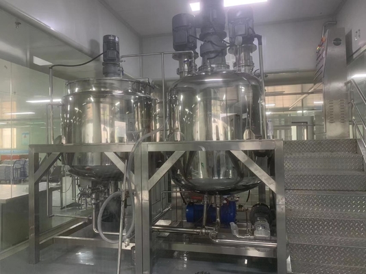 PLC 제어 위생적인 액체 혼합기 조동기 500-5000KG 무게의 사용자 정의 차원